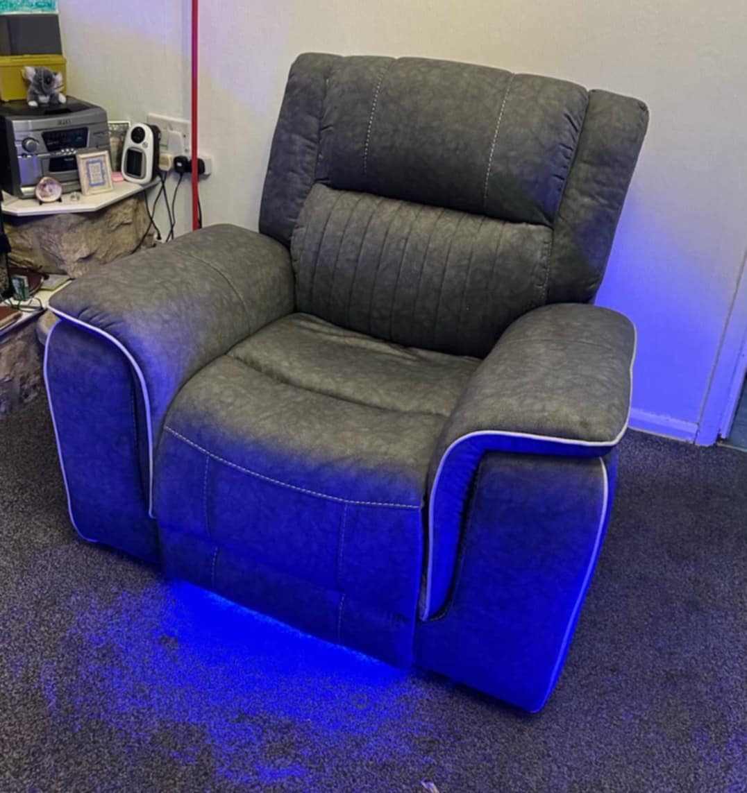 Hannah Power Recliner