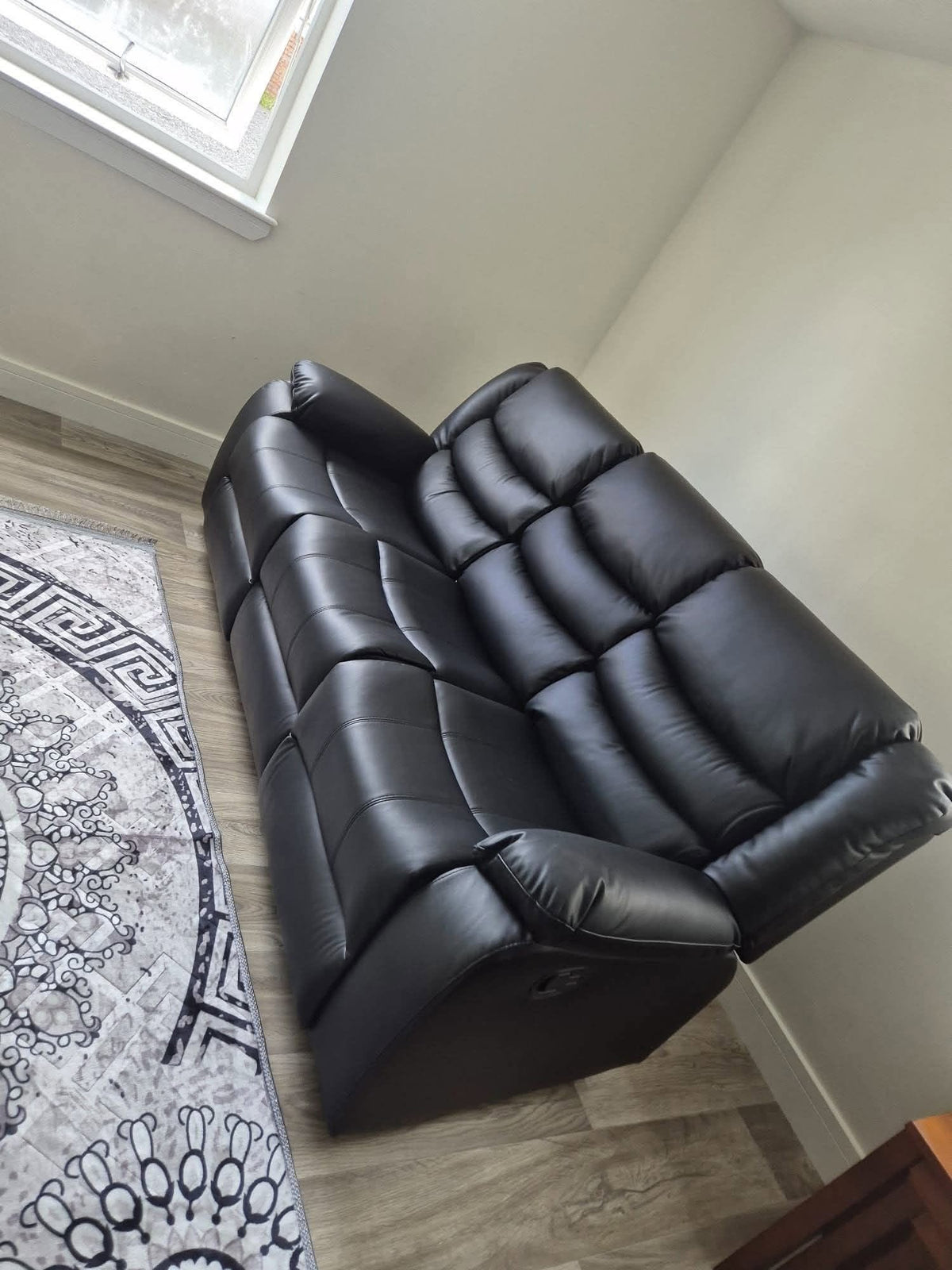 Sorrento Manual Recliner
